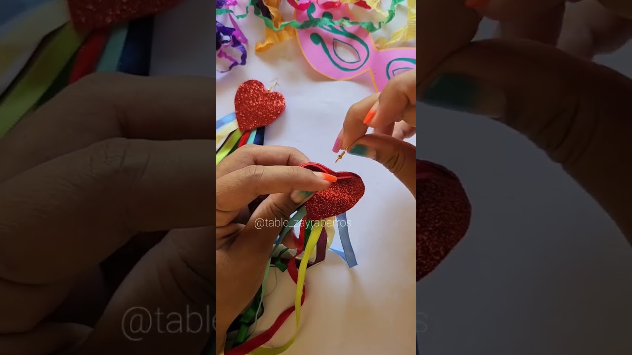 brinco de carnaval. super f&aacute;cil ven aprender. #veraodabahia #diycarnaval #diy