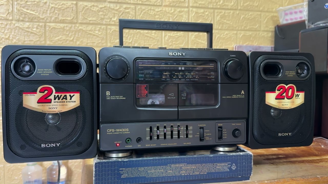 Sony CFS W430 -số sơ ri 2141791- Gia 1tr8.liên hệ Thuỳ Audio Sài Gòn 0945019268.