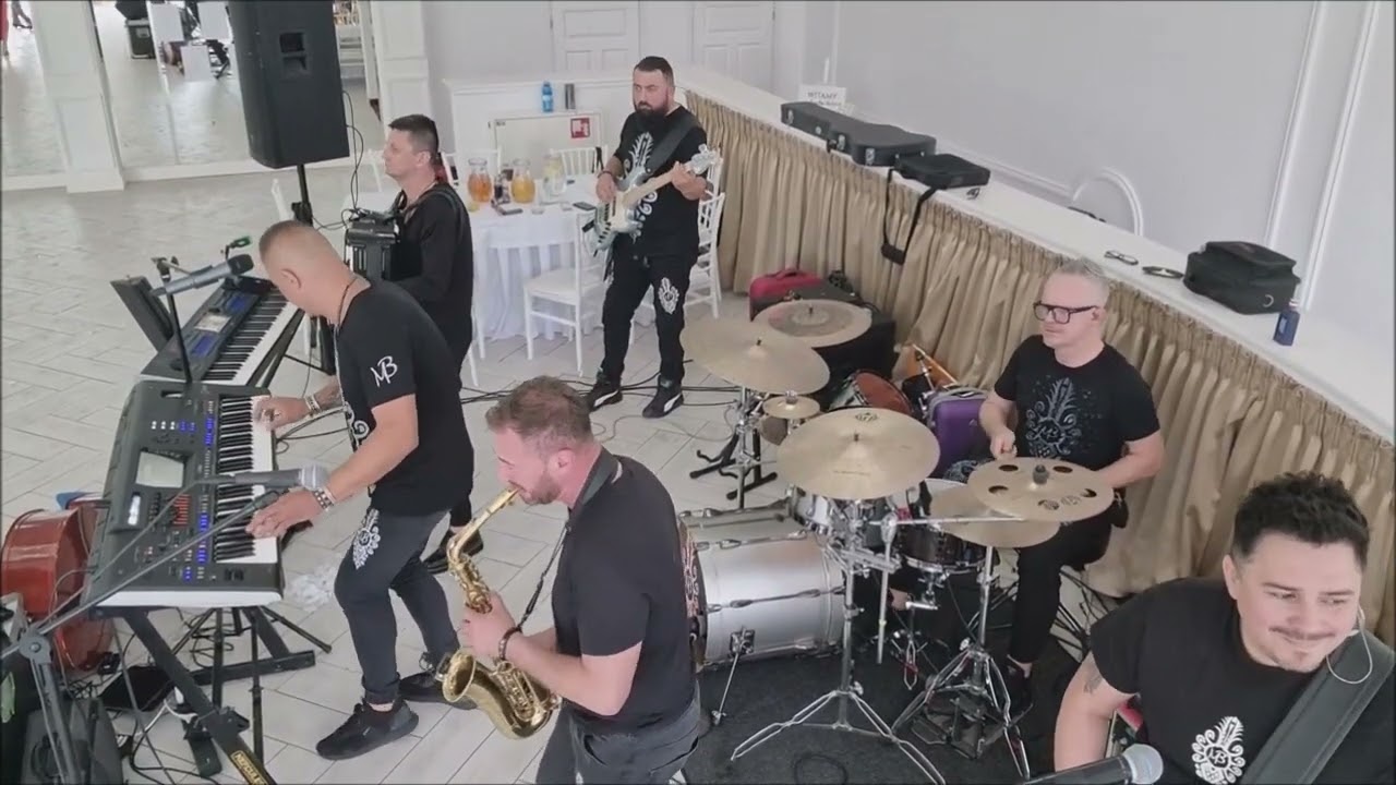 słucham tylko polskiego rapu więc nie wiem kto to 🤷