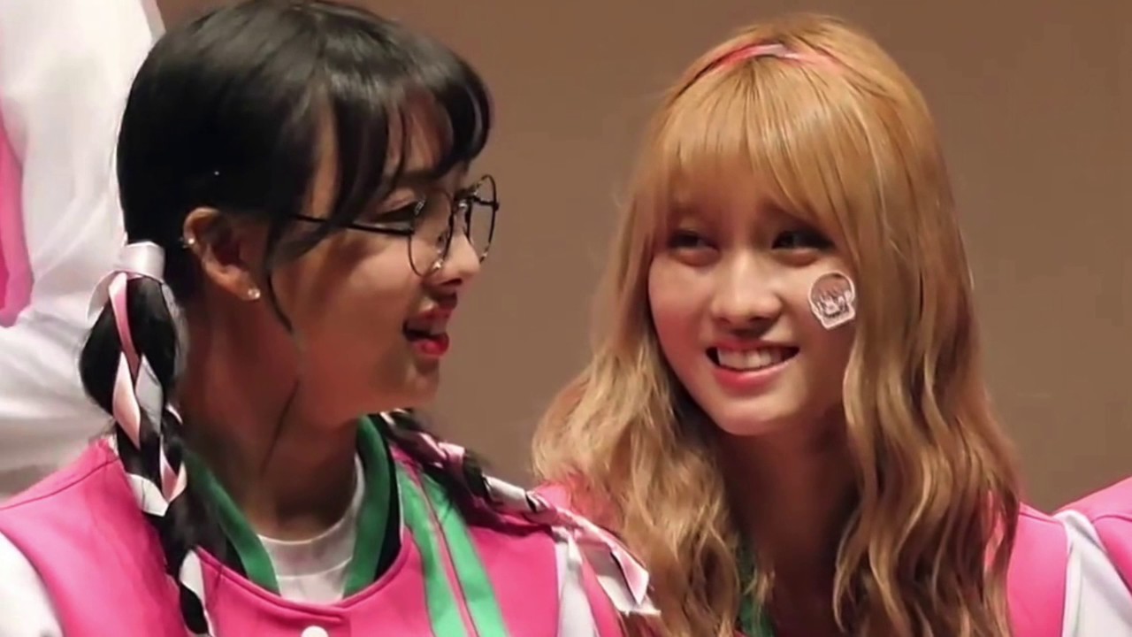 TWICE 트와이스 MOMO x NAYEON - 모모 x 나연 摸臉cp 2
