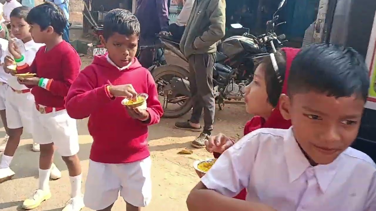 ଗୁରୁକୁଳ ଶିଶୁ ମନ୍ଦିର, ତୁମୁଡିବନ୍ଧରେ ସାଧାରଣତନ୍ତ୍ର ଦିବସ ପାଳନର ଏକ ଚଳନ୍ତି ଛବି ( ୨୬/0୧/୨0୨୬ )