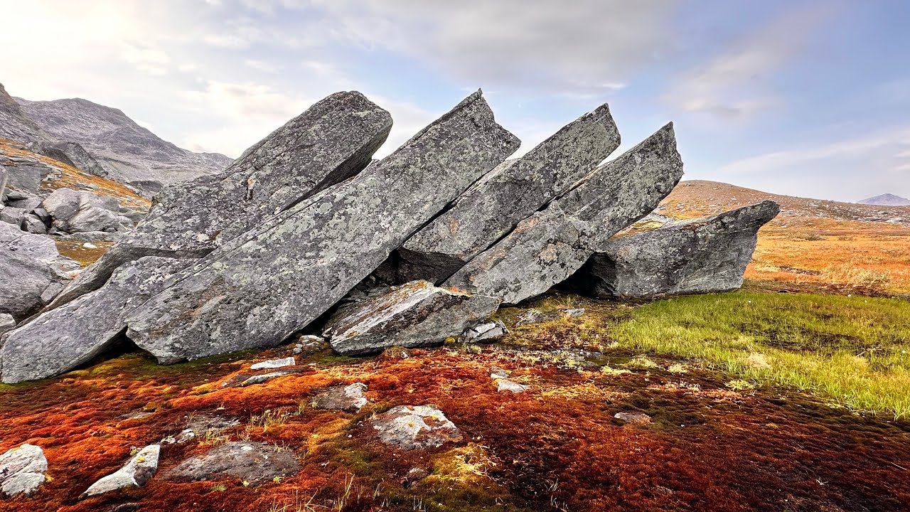 Midnattsoltrappa, Naturens Polaria og Flyvraket