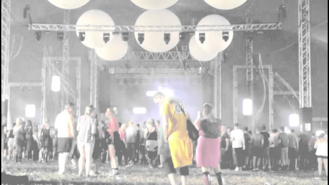 Ferry Corsten (Fan Footage - Live at Creamfields 2013)