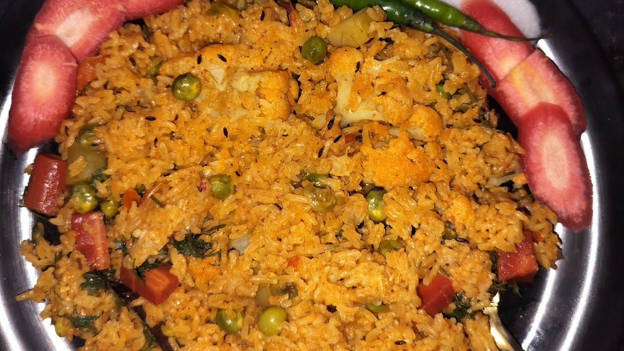 Aaj banaa Rahe Hain live me mix veg pulao