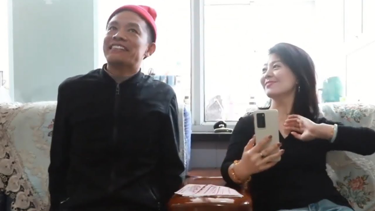 穷小伙和富婆相亲，婚后一天10万元零花钱，竟只有一个要求！