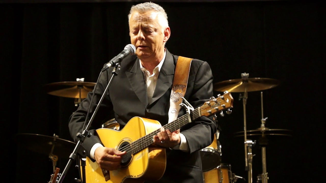 I Still Can't Say Goodbye Tommy Emmanuel CAAS 2014