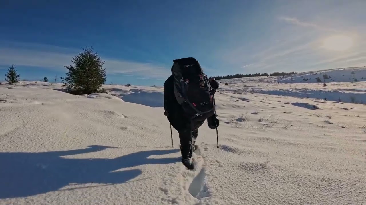 Snow trek to Nant Rhys Bothy