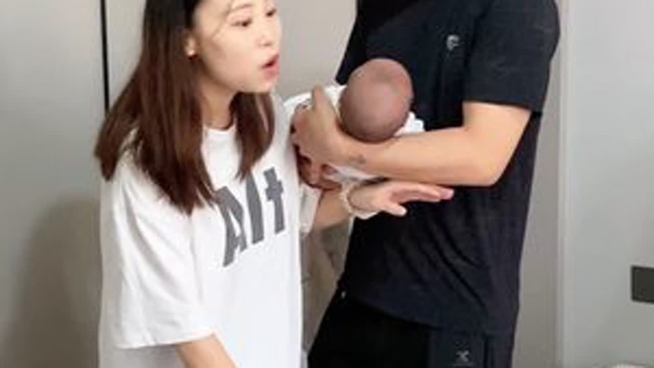 阿军不听劝，收拾行李还是一心想要出去，要不就直接躺平，阿雪气的要回娘家