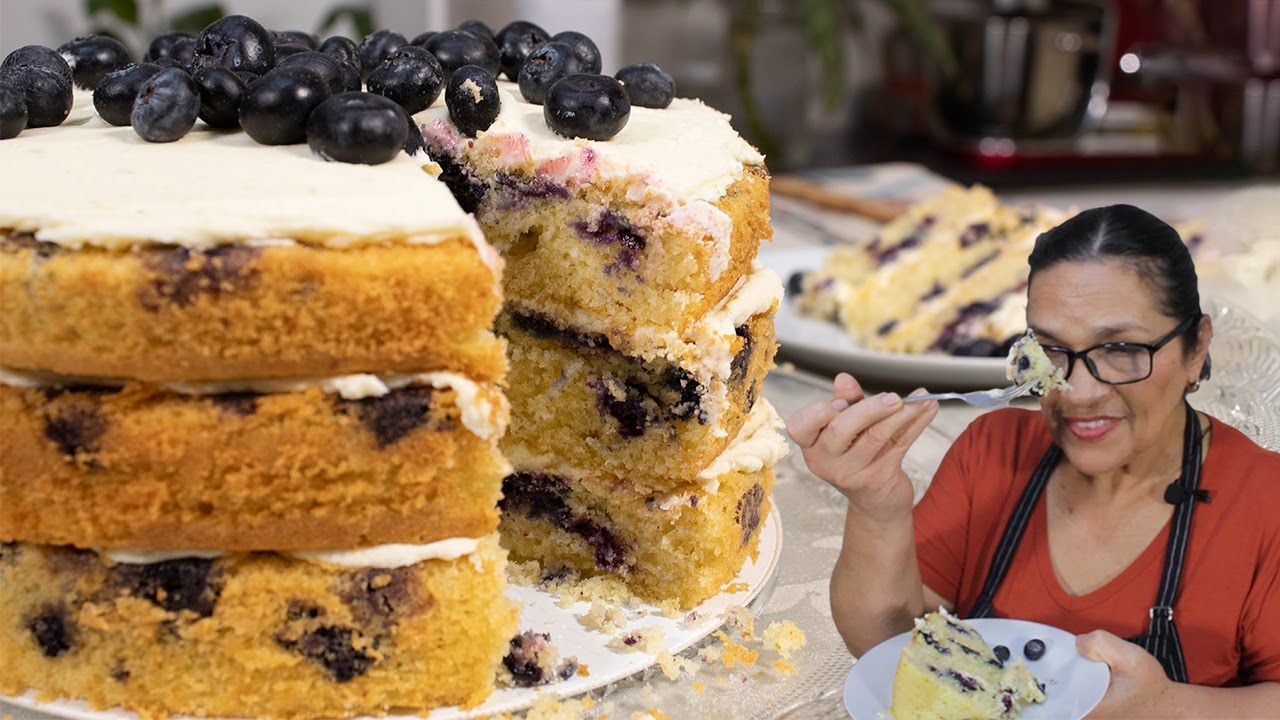 💥TORTA de ARÁNDANOS💙 bañado con FROSTING de LIMÓN🍋 | Victoria Abanto