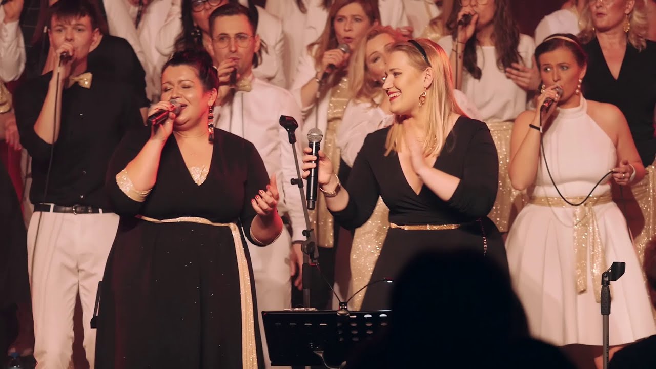 Sienna Gospel Choir - Joy to the World (org. Micah Stampley feat. Sheri Jones-Moffet)