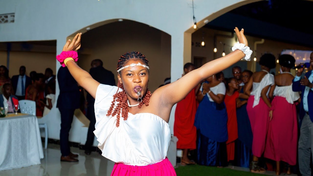 INTAHEMUKA KU KIVI #burundi #wedding #dance #africa 