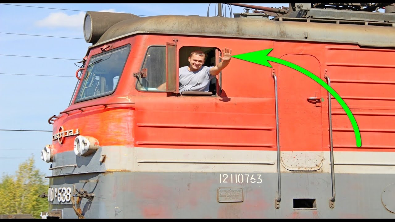 The best moments of the kindest train drivers! Epic congratulations from Russian train drivers!