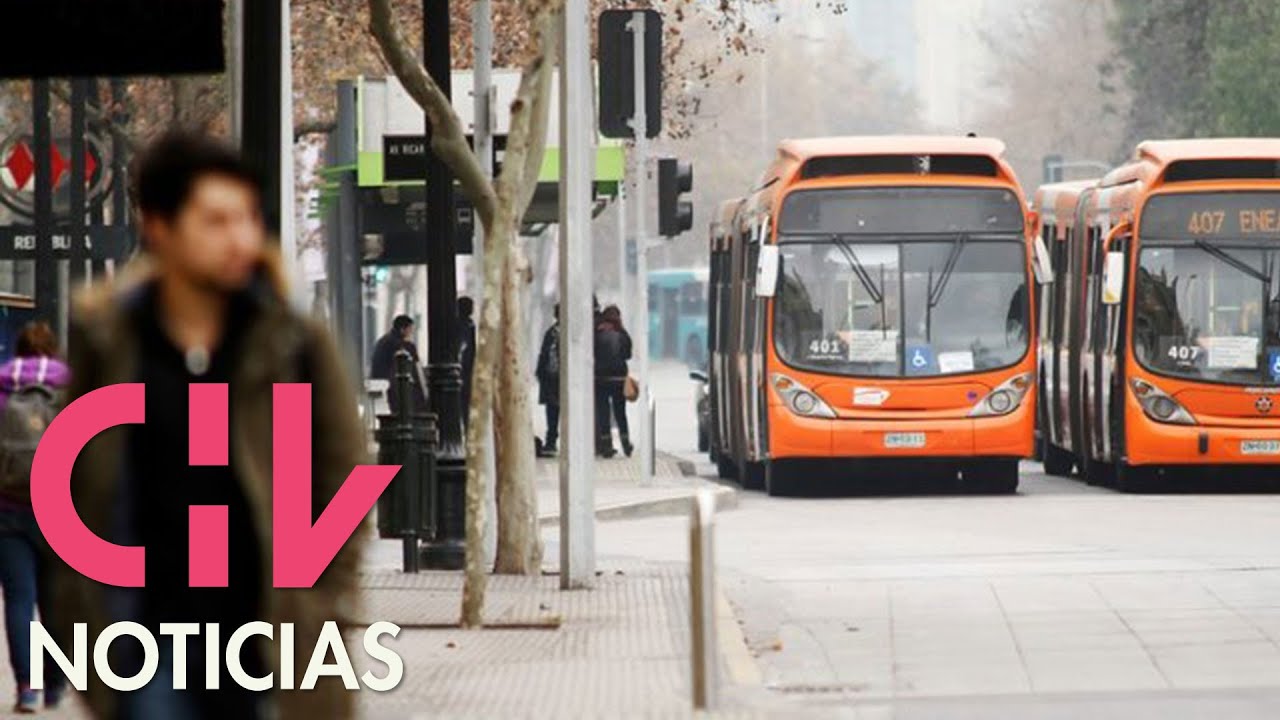 ¿Buses enchulados? Las cuestionadas máquinas del Transantiago