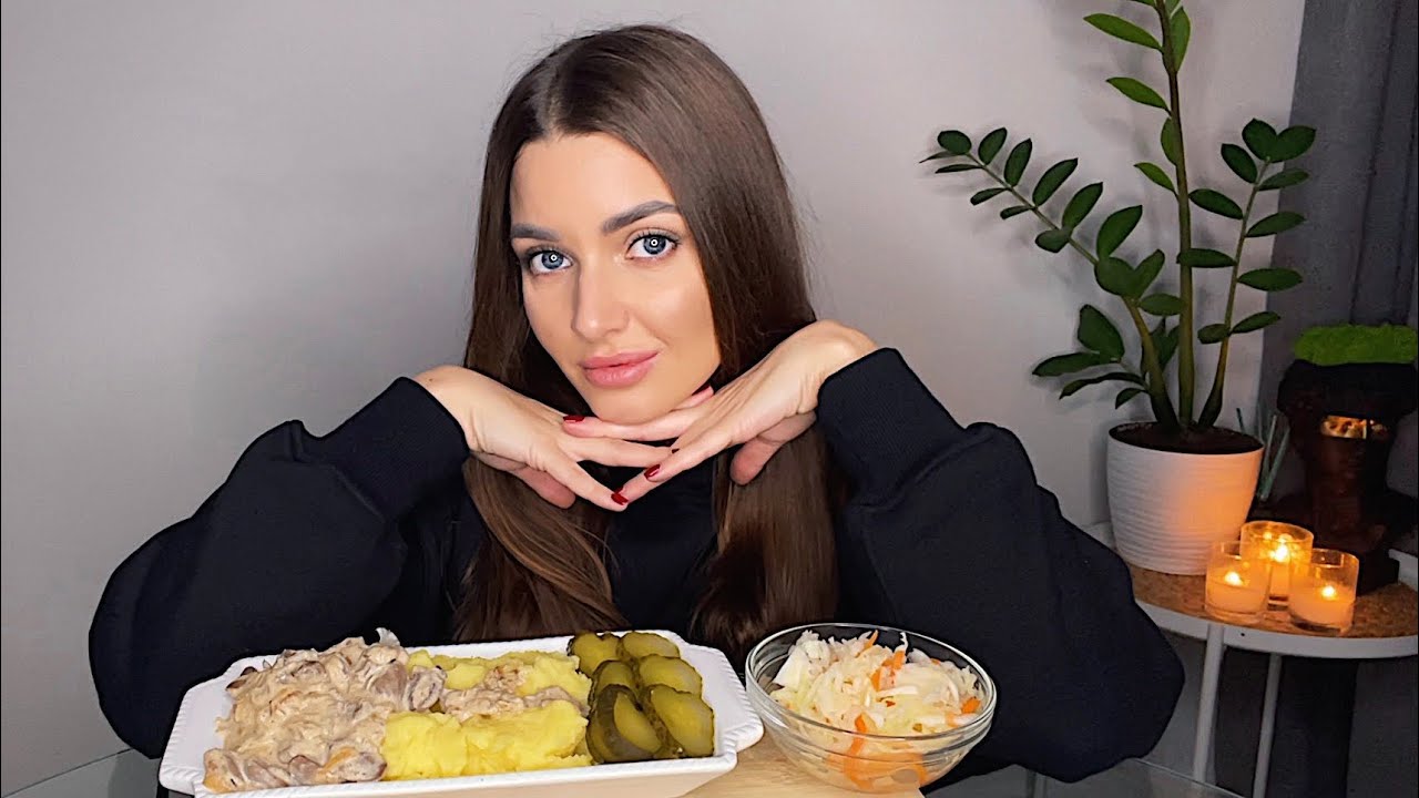 СВИДАНИЕ ❤️ ПЕЛЬМЕННАЯ ВЕЧЕРИНКА 🥟 ПОКАЗЫВАЮ КОСМЕТИКУ | МУКБАНГ пюре с куриными сердечками MUKBANG