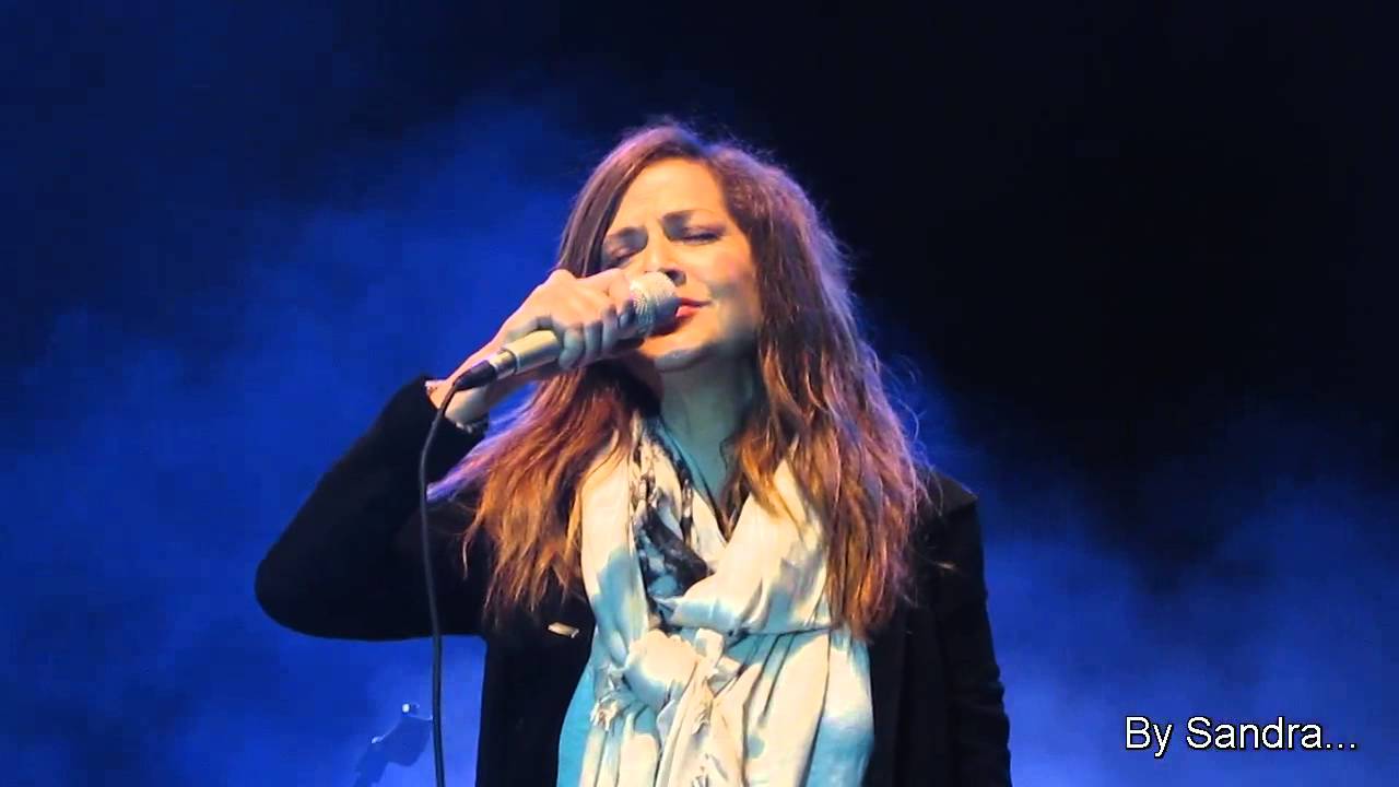 Anna Vissi - To Giasemi, CyprusAid Live !!!