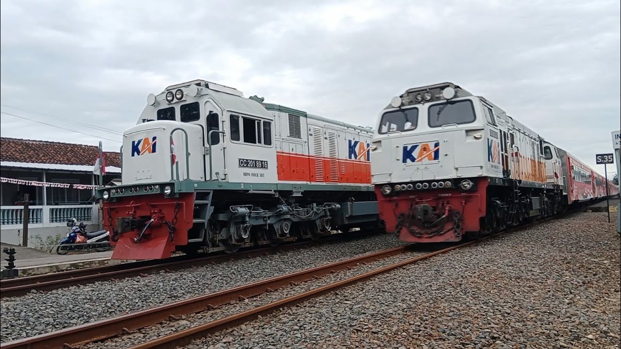 PENYUSULAN KA PASUNDAN OLEH KA ARGOWILIS DI SETASIUN INDIHIANG.