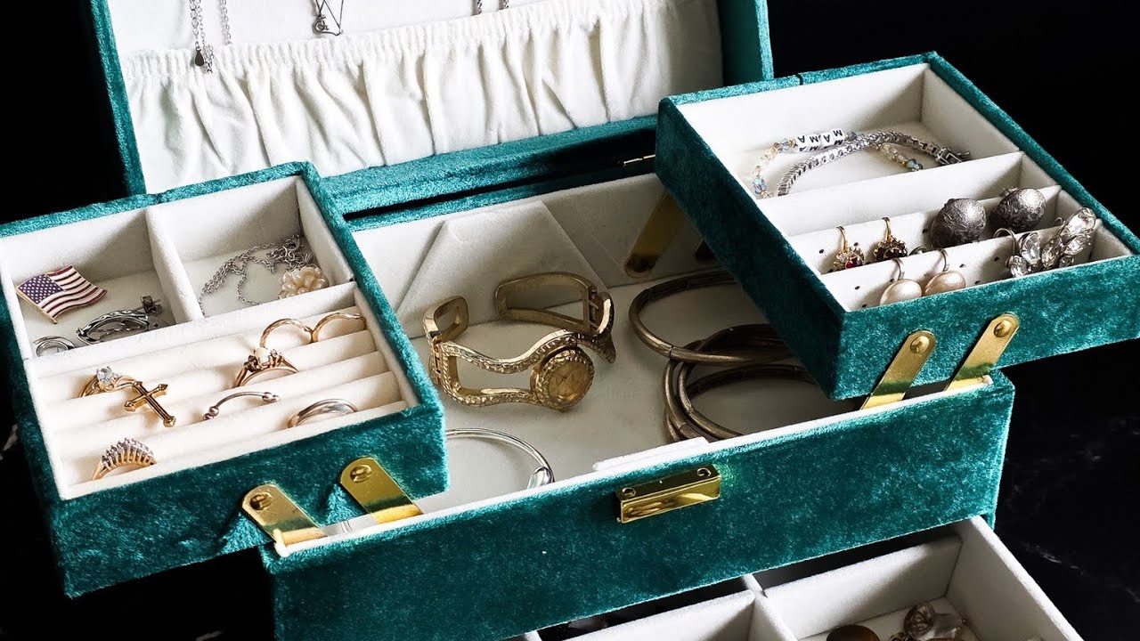 My Jewelry Is FINALLY Organized 😍 | Velvet Jewelry Box Review