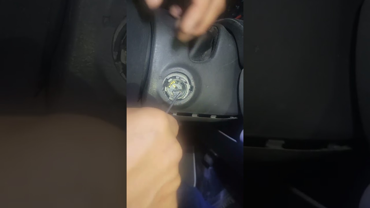 Momo sacar el Swith de la llave de Ford sin llave