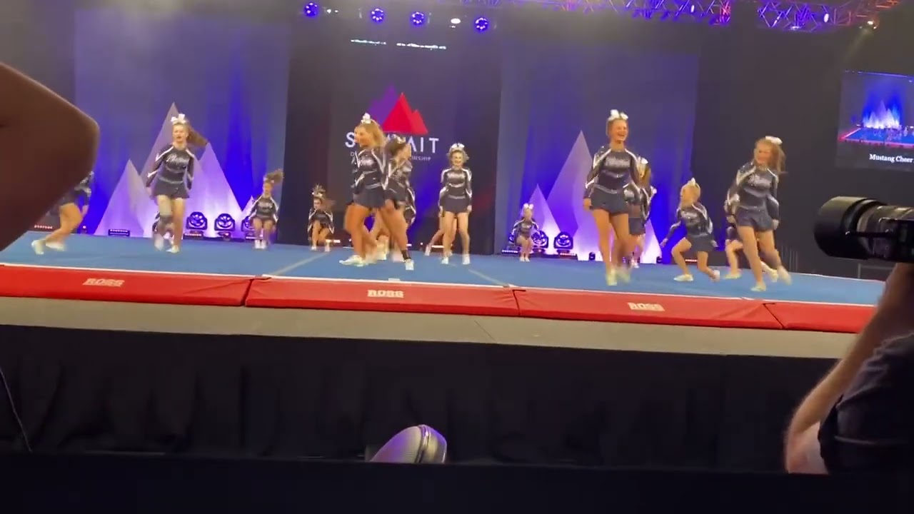 Mustang Cheer Chargers 2022 Summit