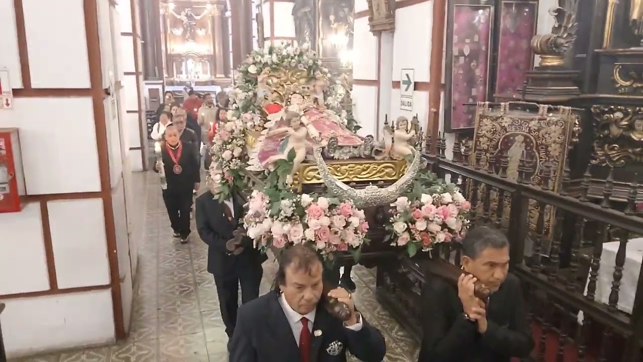 Transito de la Virgen María Asunta al cielo 