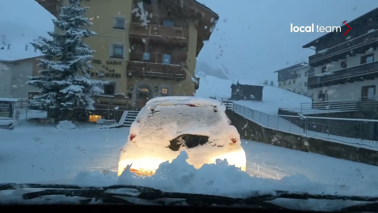 Livigno, camera car lungo le strade innevate