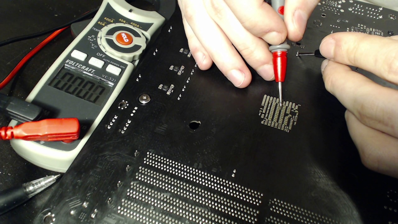 Attaching a Vcore measurement line to the Asrock X370 Taichi