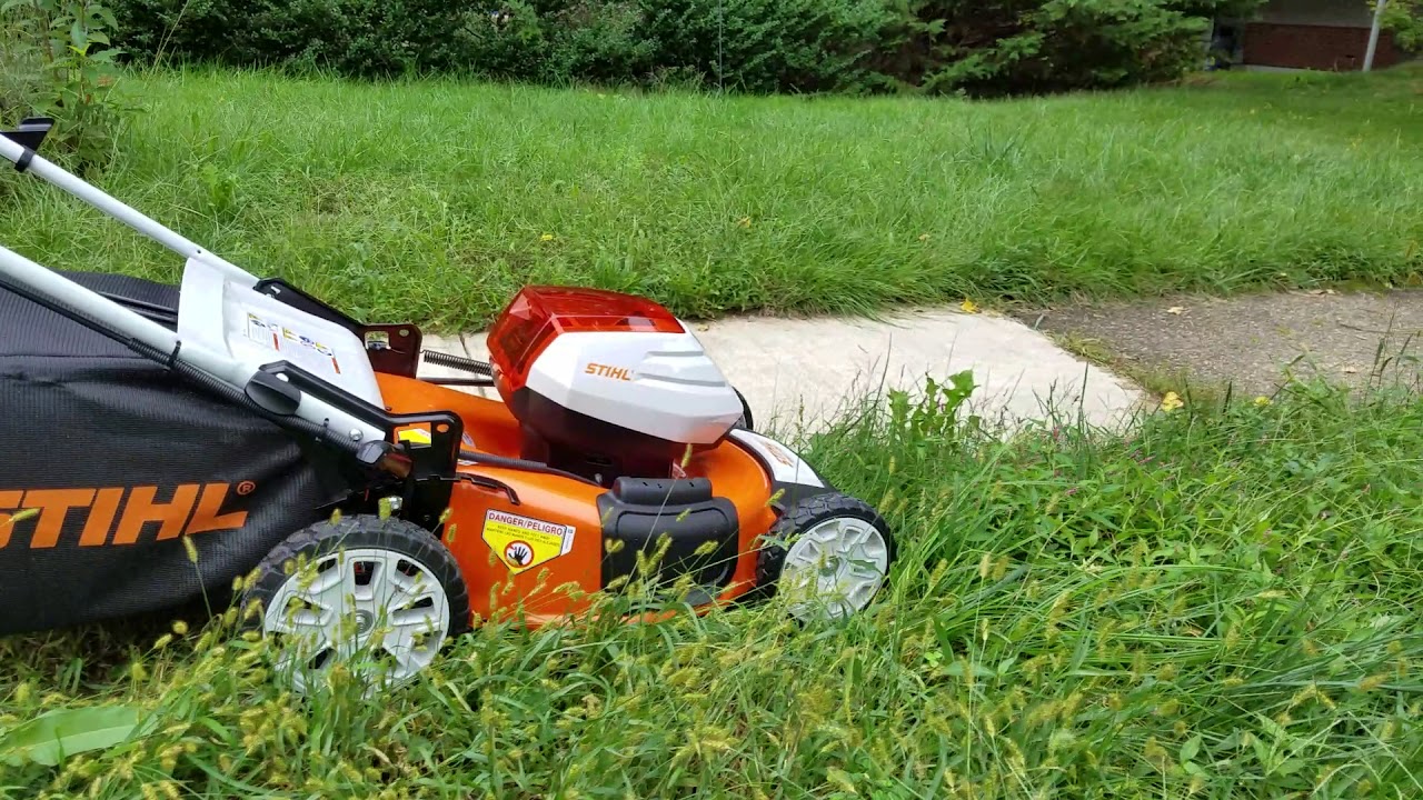 Testing the new lawnmower Stihl 510