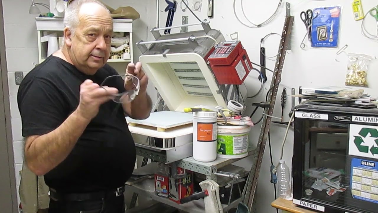 Shelf primer for my studio 17 Evenheat kiln made in the USA