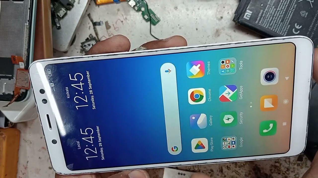 Readmi note 5 pro Mi logo off l Readmi Mi logo par off ho jata hai bar bar restart mi logo par