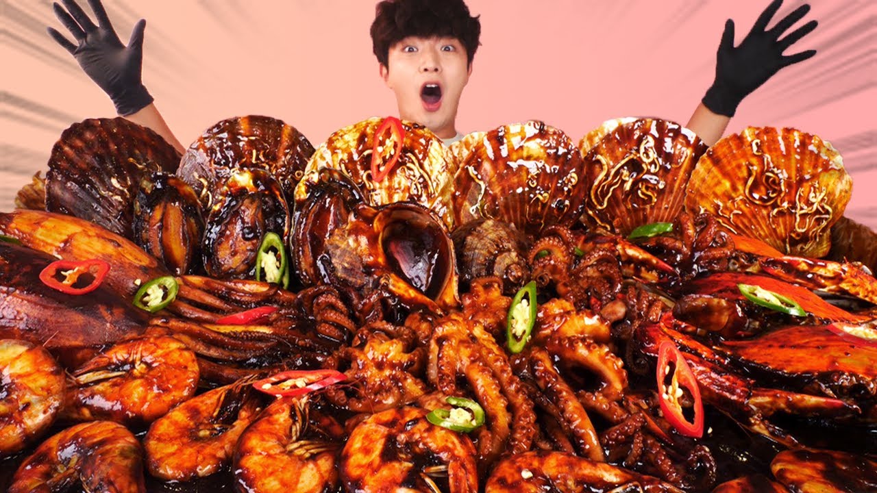 RUS SUB)Гигантство Источник для Blackbin С Еда Mukbang🦑Black Bean Seafood Boil Korean ASMR 후니 Hoony