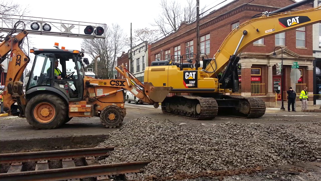 Street running tracks being replaced at Lagrange KY