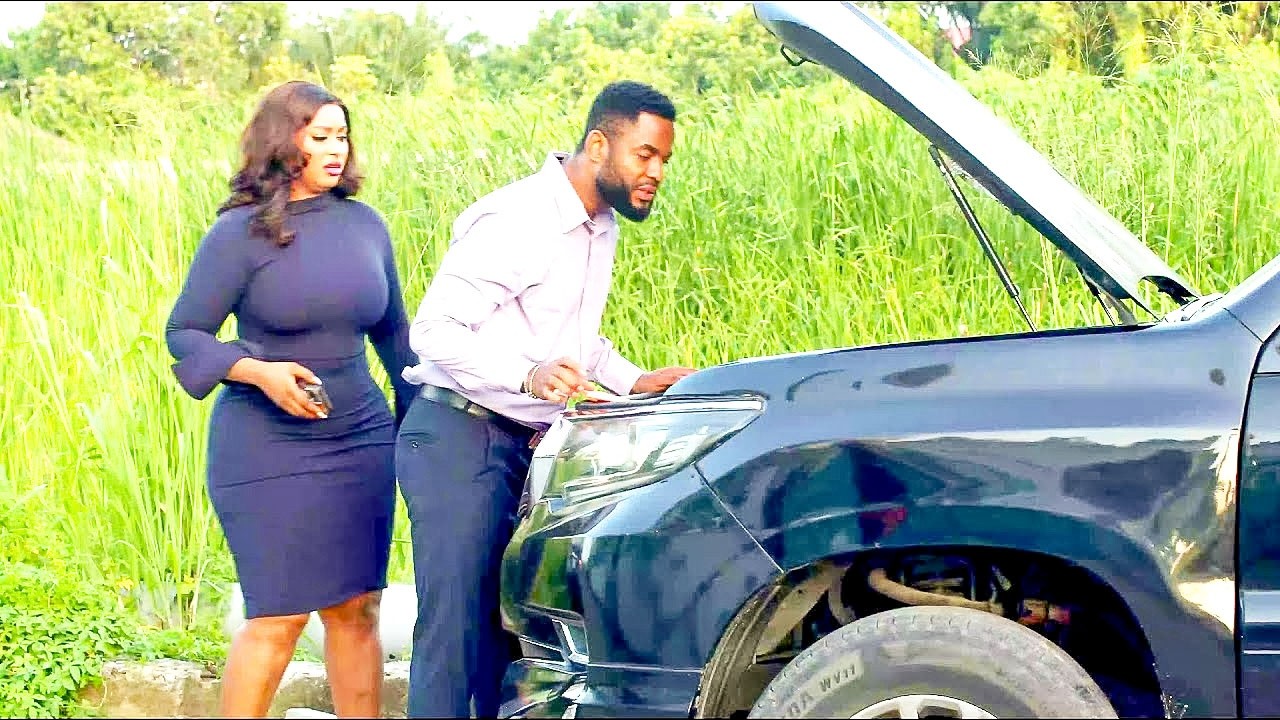 A tough lady who has been approach by big men but she rejectd D but find love wit a man who help her