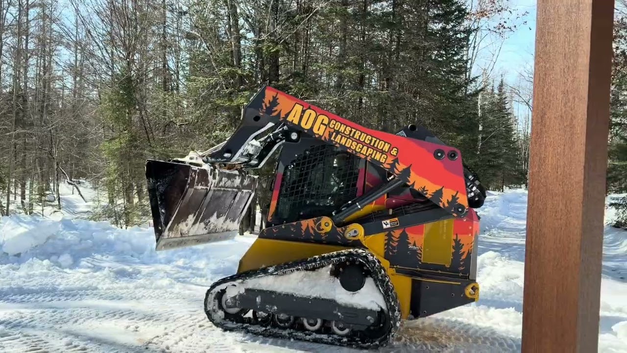 ￼￼ Massive Snow Removal in Wisconsin ❄️ John Deere Skid Steer Dominates