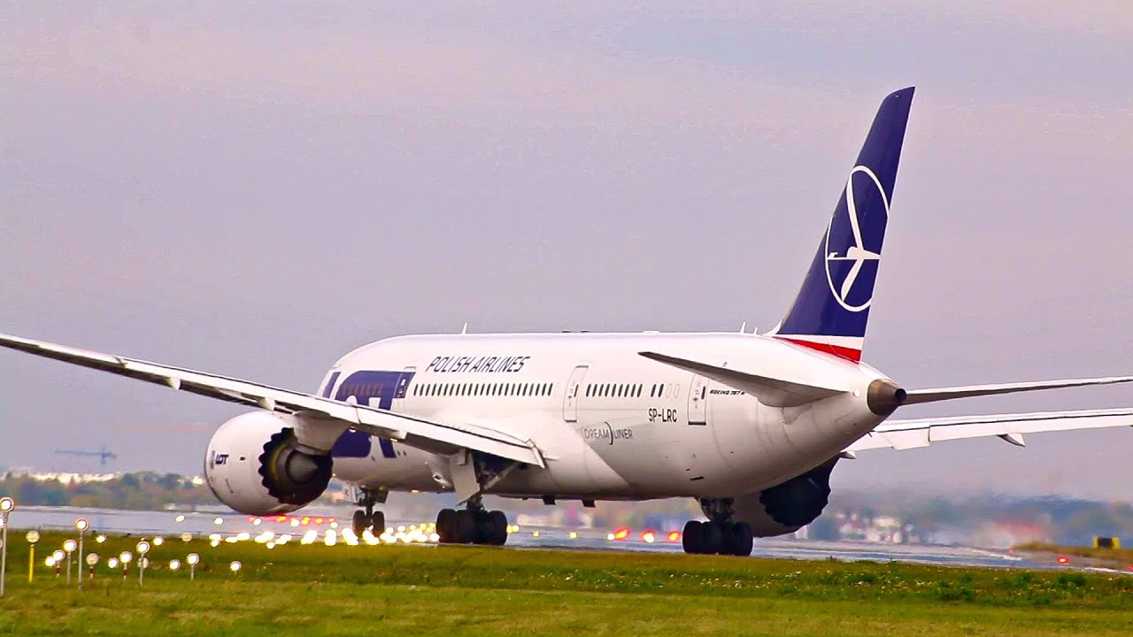 Warszawa - Start samolotu Boeing 787-8 Dreamliner SP-LRC [WAW - LAX, lot LO21] (06-10-2023, 11:42)