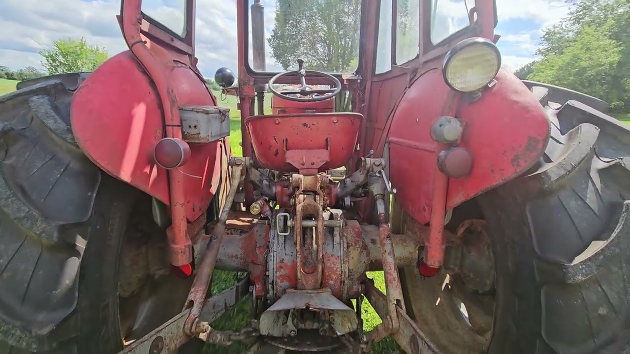 Massey ferguson 65 multi Power 1963 With new tiers all around Walk around and drivning
