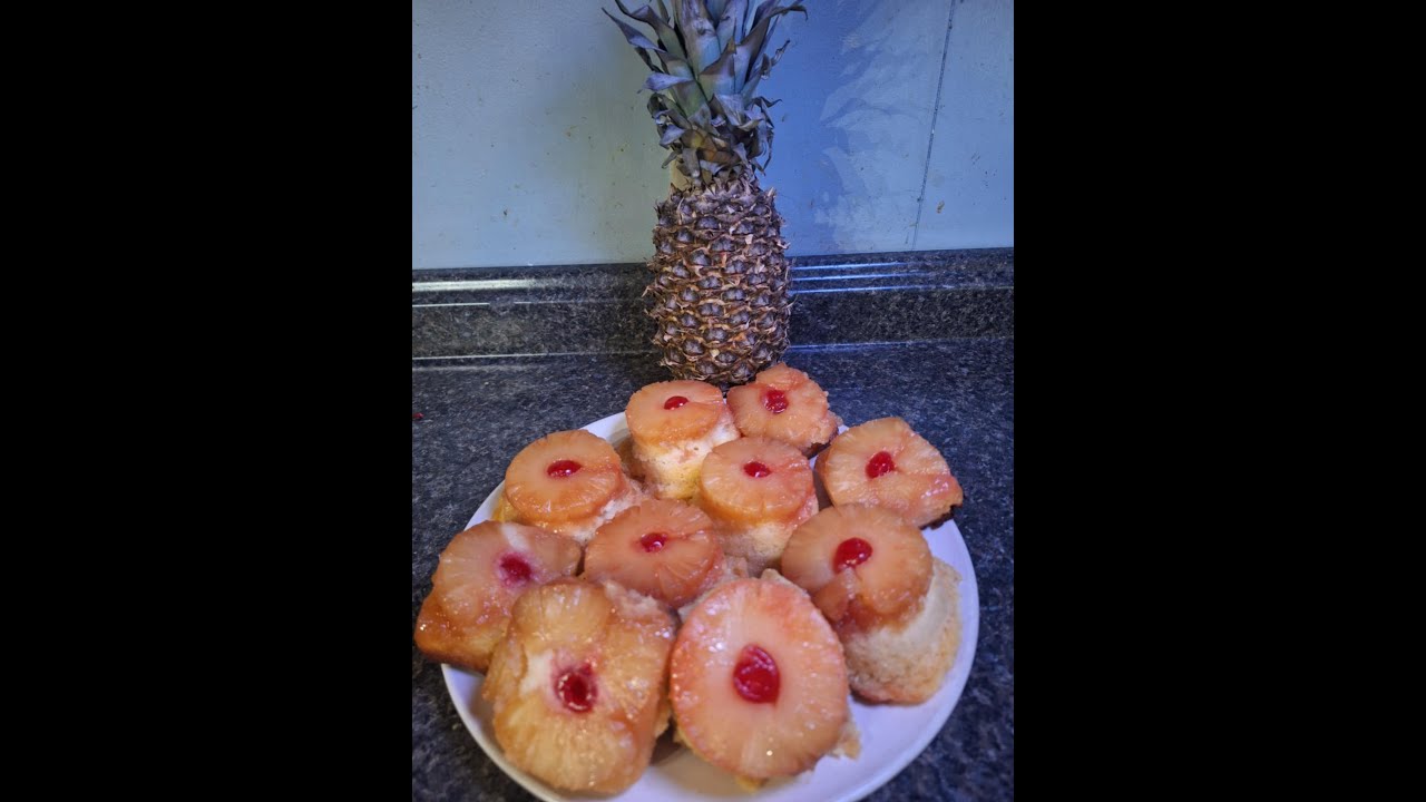 PINEAPPLE UPSIDE DOWN MUFFINS! OVEN & AIRFRYER