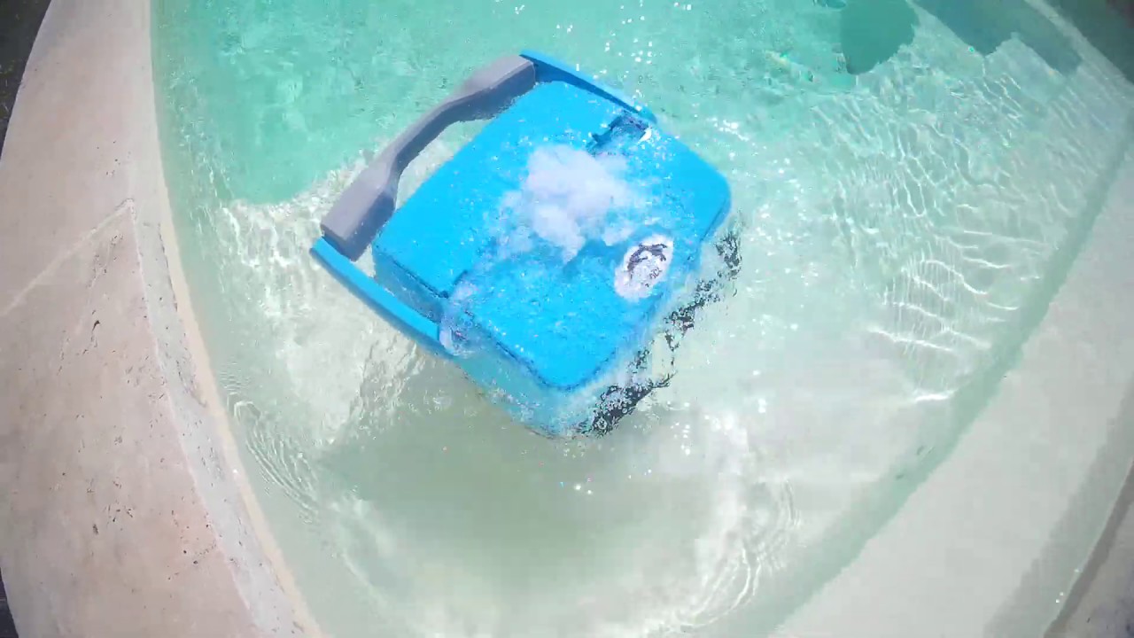 Orca 300 CL - Le robot nettoyeur autonome sans fil pour votre piscine