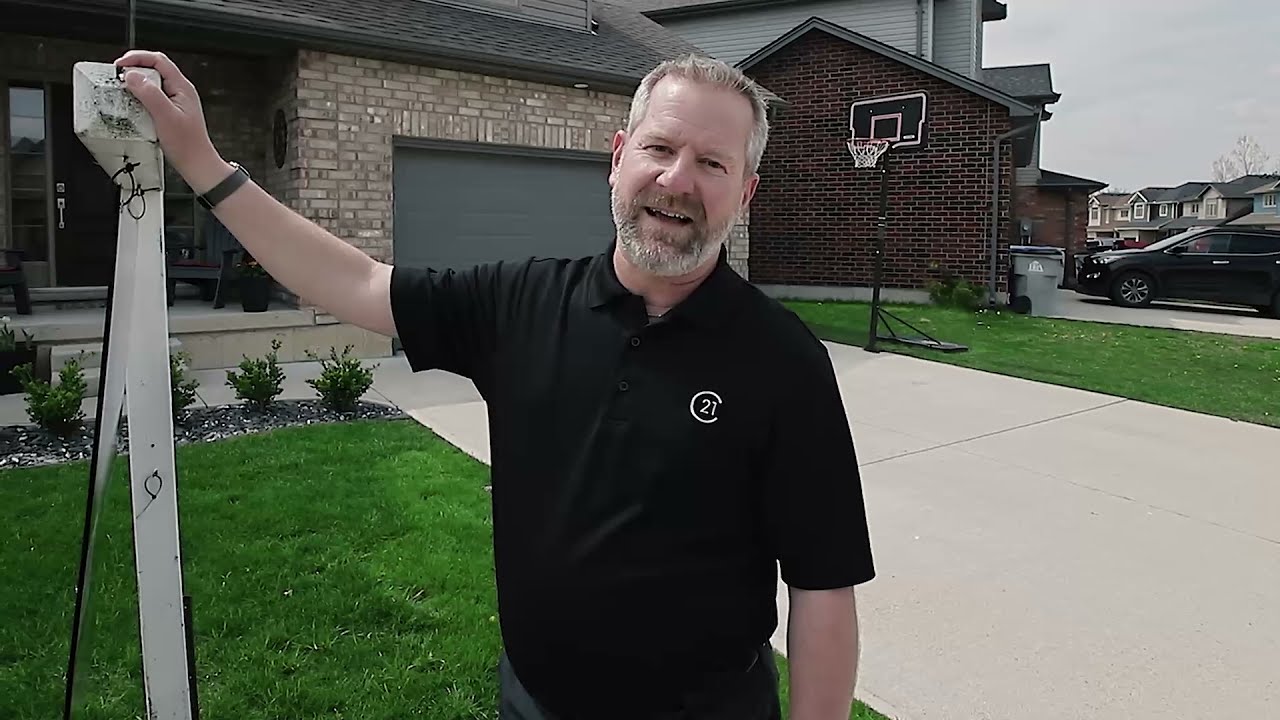 Strathroy real estate listing with Jamey Cann - 24 Queensway drive