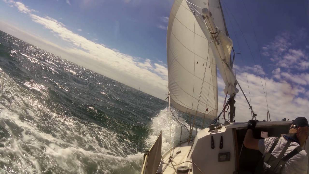 presqu'ile rhuys - jeanneau poker dinette (1)