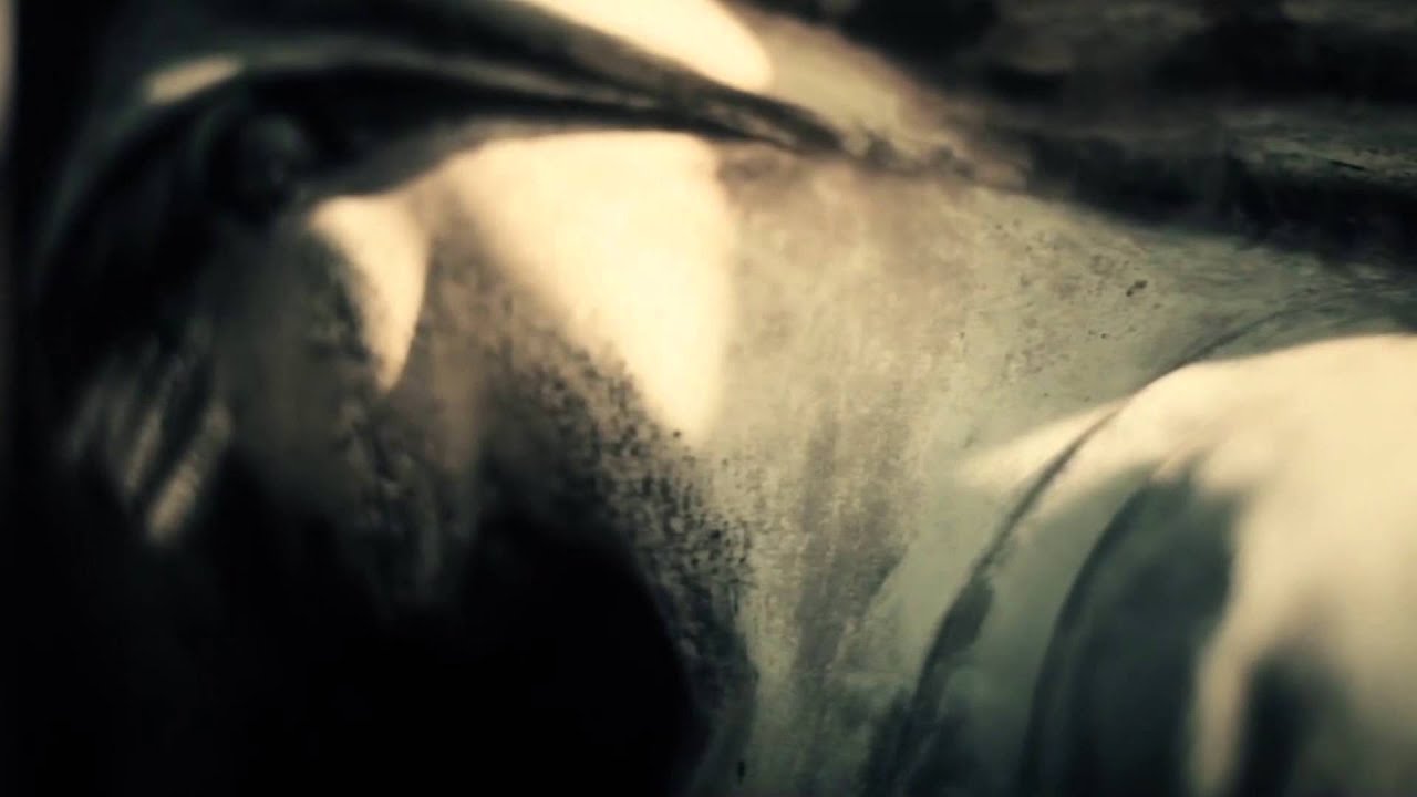 Sunt clipe - CHRIS