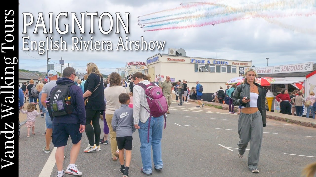 Paignton Walking Tour & Red Arrows Display - English Riviera Airshow