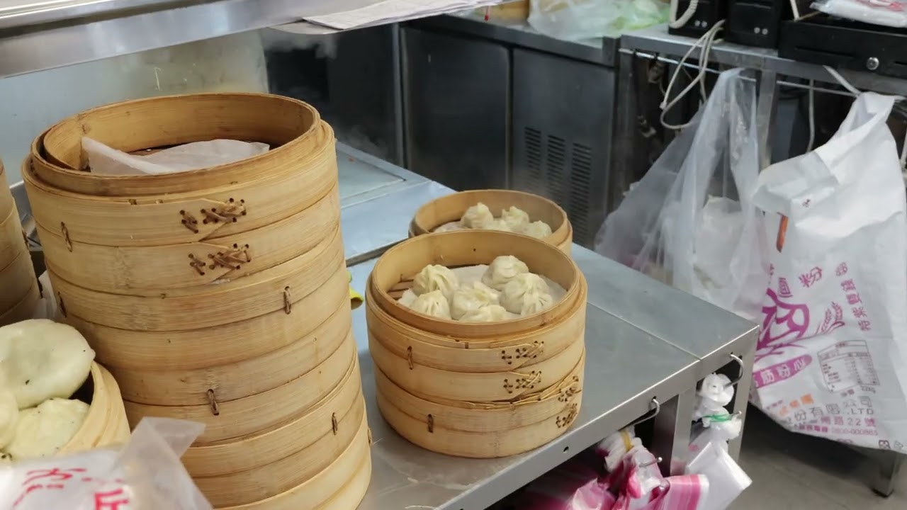 人氣湯包！福鼎湯包店｜蛋餅必點。萬芳醫院美食 Taiwanese Food #streetfood #asiafood #小吃 #美食 #台北美食 