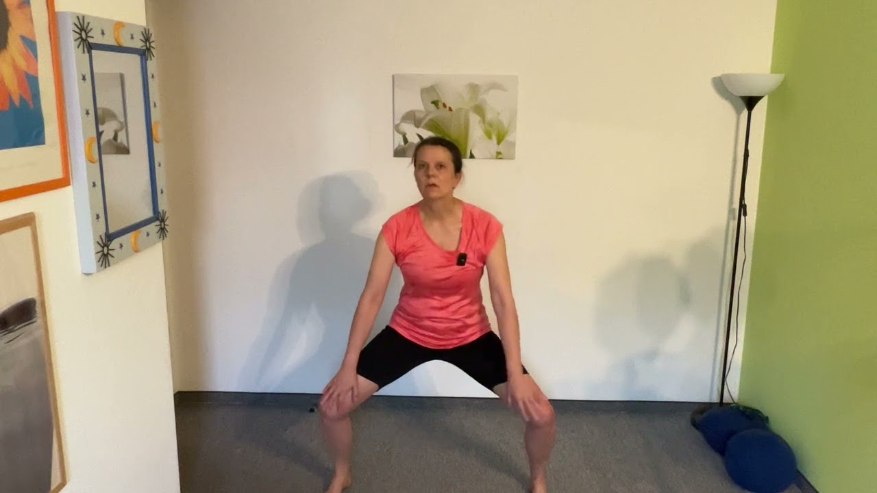 Ganzkörper-Workout ab 45: Mehr Energie, weniger Stress – in 15 Minuten ✨