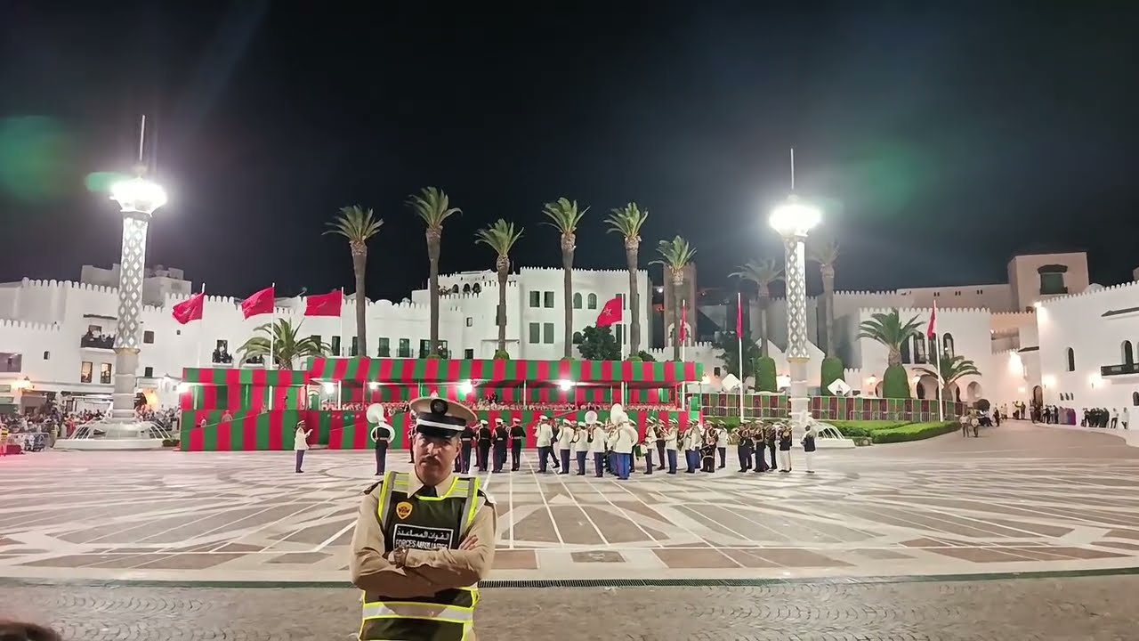 ذكرى العرش بأجمل الألعاب النارية