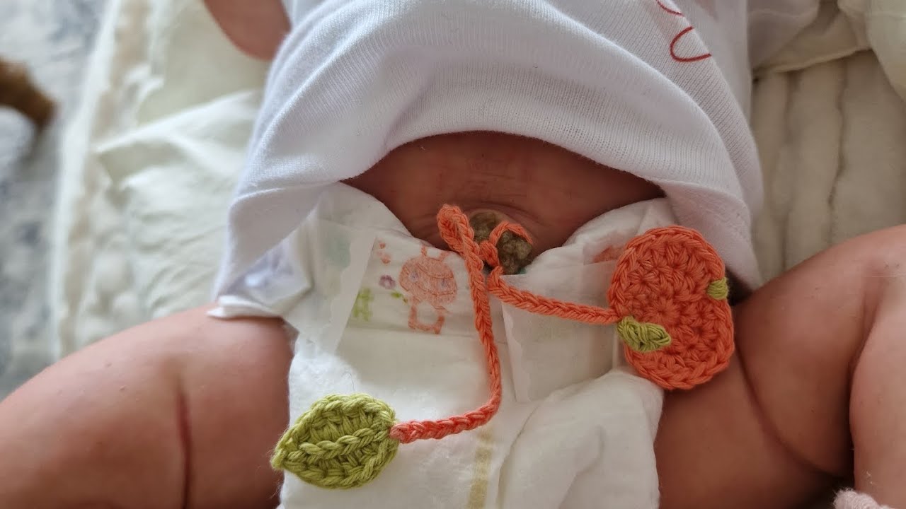 Box Opening of Silicone baby Mia by Izzy Zhao