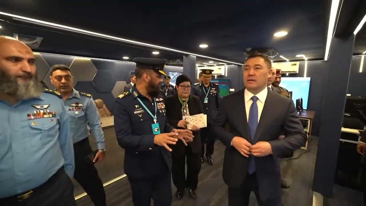 Kyrgyz president hails Pakistan&rsquo;s high-tech progress during visit to NASTP