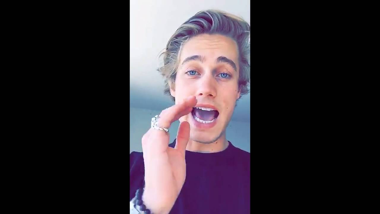 Neels Visser Snapchat Story 1-10 July 2016