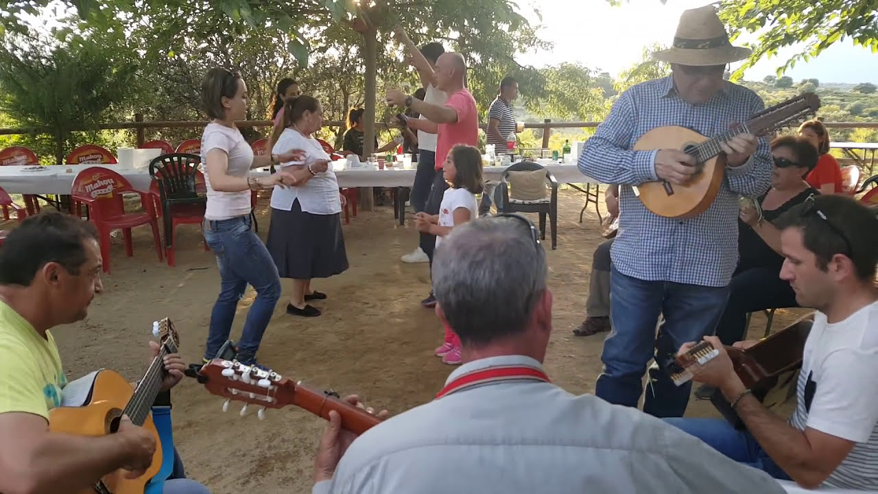 Cumpleaños de Mari Carmen en Navalcan 20/05/17