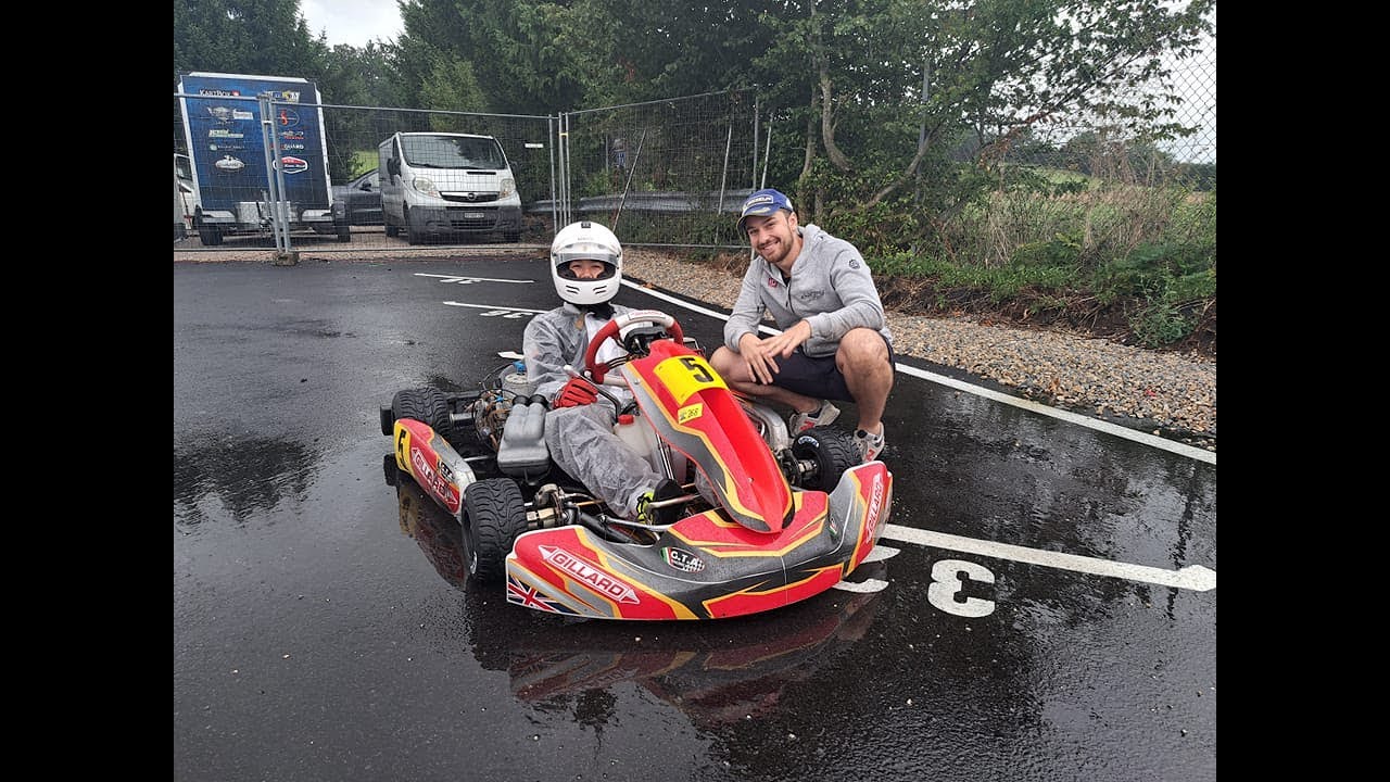 Just having fun in the rain @ Levier