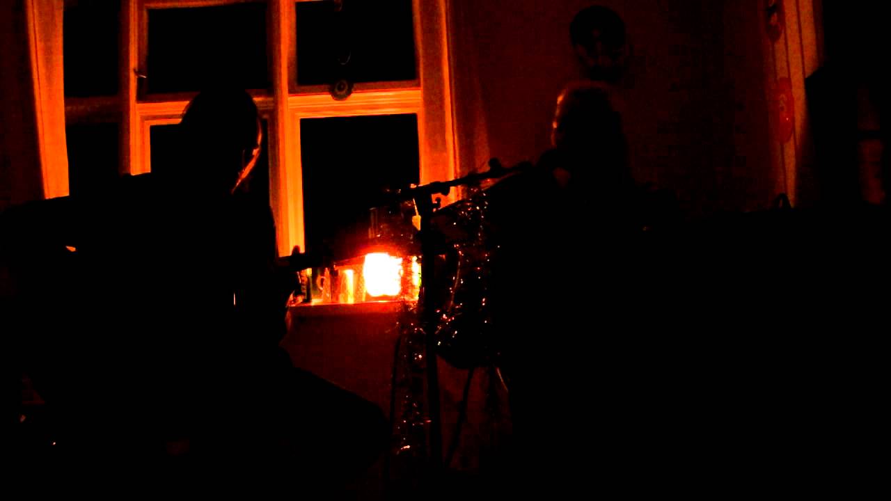Myrra Rós - River (Living room concert)